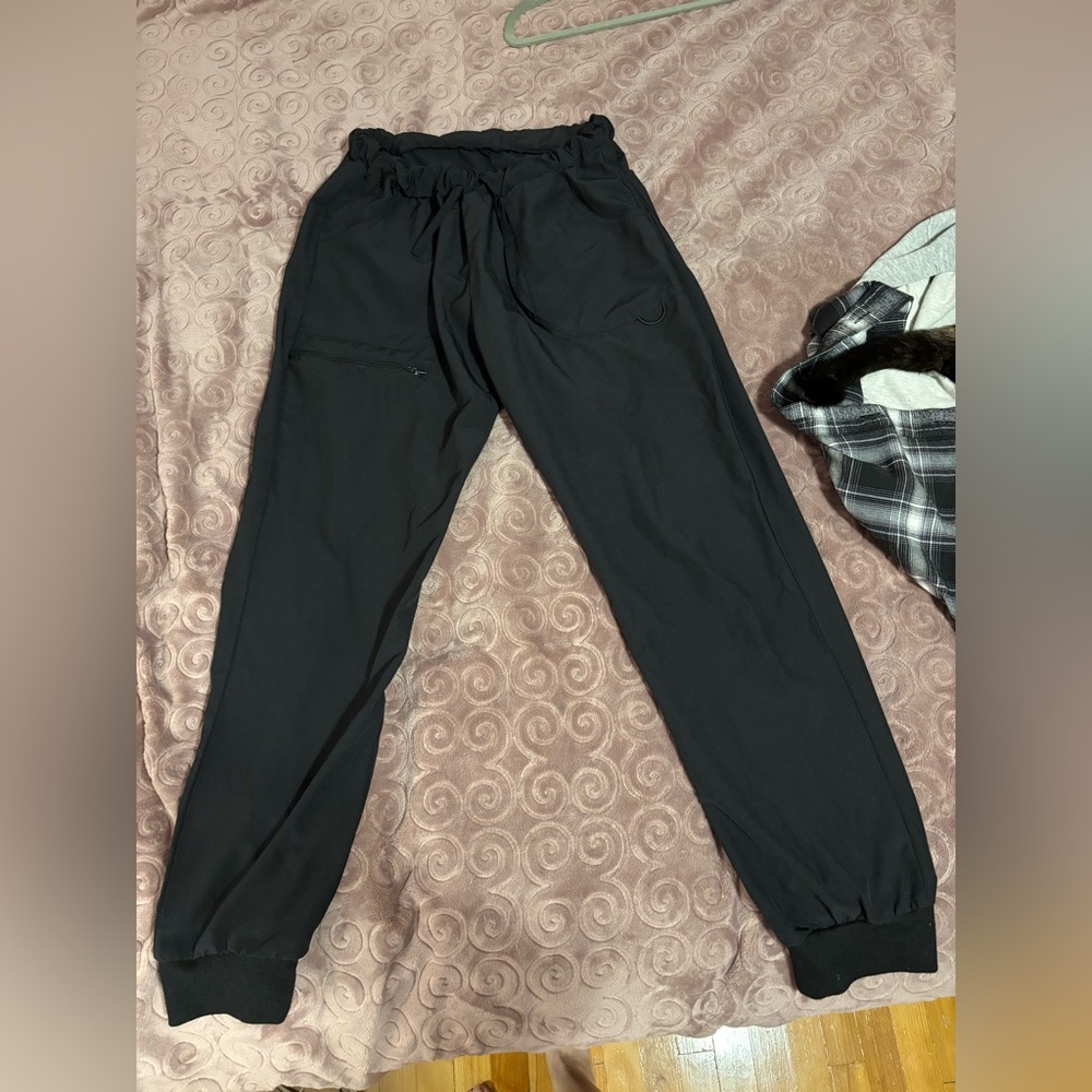 Black medical / nursing scrubs